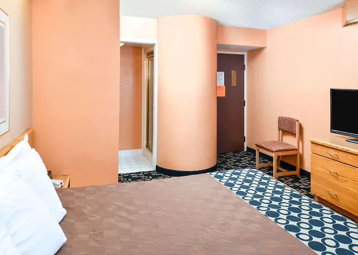 Americinn By Wyndham Rawlins