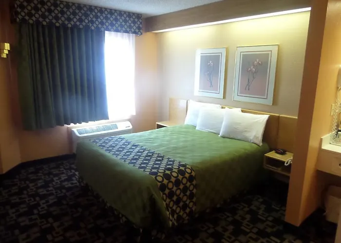 Motel Americinn By Wyndham 4*